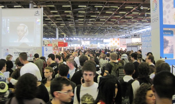 Bon, on va dire toujours plus de monde ! :)